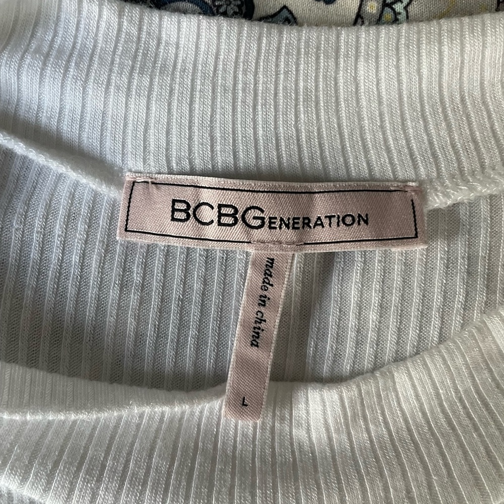BCBGeneration Tank - Picture 6 of 7